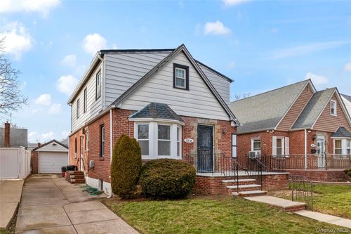 118-16 231st St, Cambria Heights, NY, 11411 | Card Image