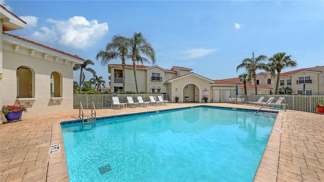 301B2 - 301 Ravinia Cir, Condo with 3 bedrooms, 2 bathrooms and null parking in VENICE FL | Image 50