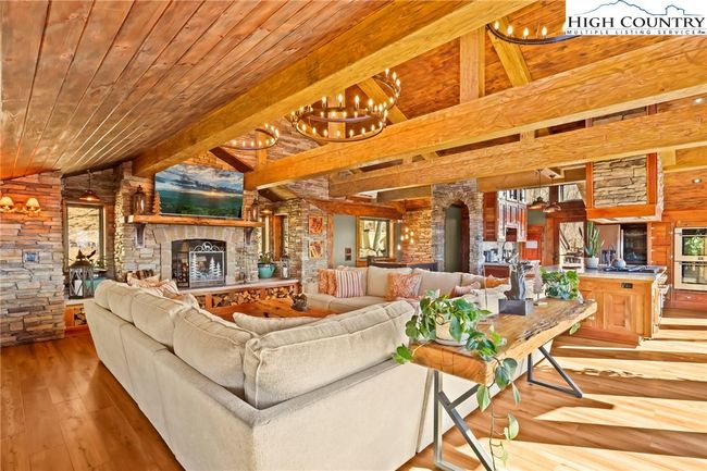 201 Fox Run Rd, House other with 4 bedrooms, 4 bathrooms and null parking in Banner Elk NC | Image 18