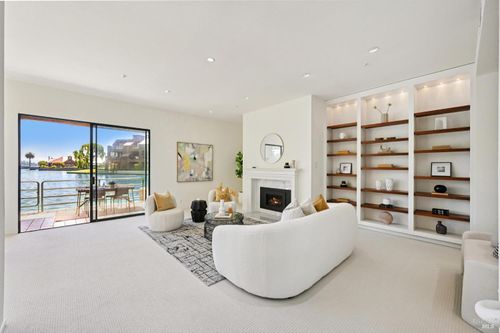 24 Lagoon Vis, Tiburon, CA, 94920-2563 | Card Image
