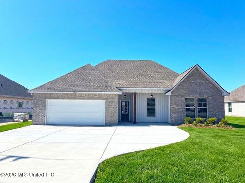 12161 Walker Rd, Ocean Springs, MS, 39564-1105 | Card Image