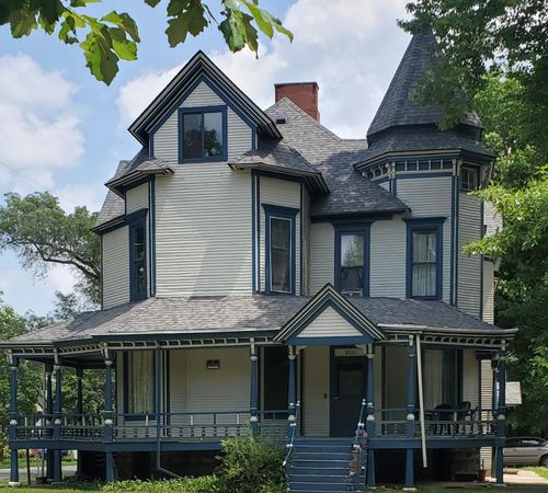 316/324 Stuart Avenue, Kalamazoo, MI, 49007 | Card Image