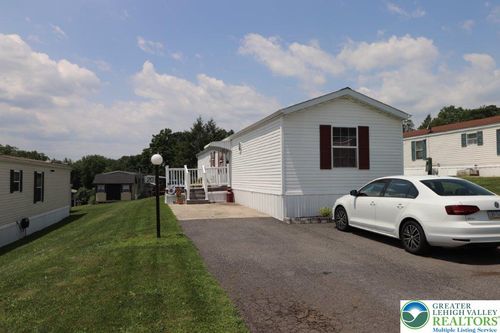 20 Hillside Pl, Kunkletown, PA, 18058-3204 | Card Image