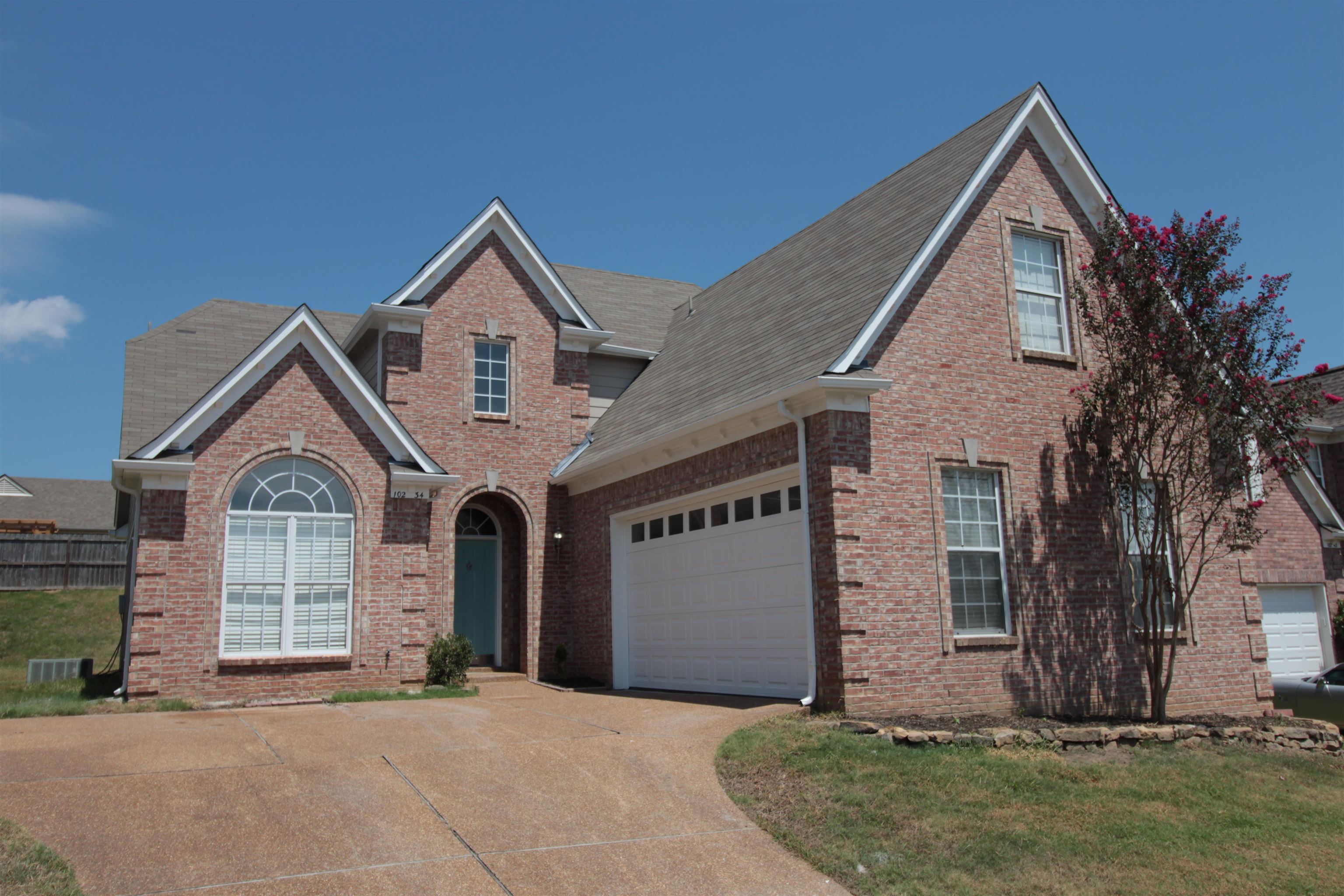 Spruce Grove Ln, Cordova, TN 38016