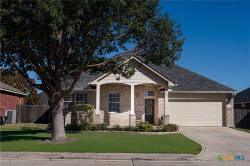 2057 Dove Crossing Dr, New Braunfels, TX, 78130-3360 | Card Image