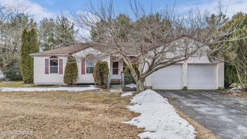 1131 Carolina St, Lakewood, NJ, 08701-2124 | Card Image