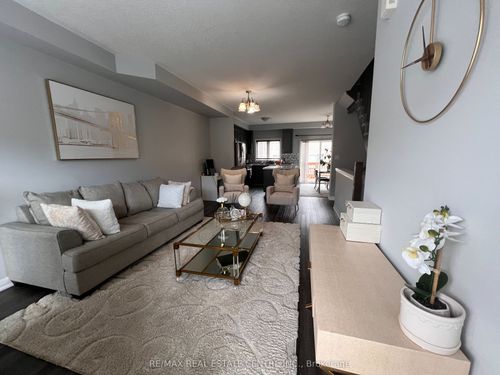 60 Aquarius Cres, Hannon, ON, L0R1P0 | Card Image