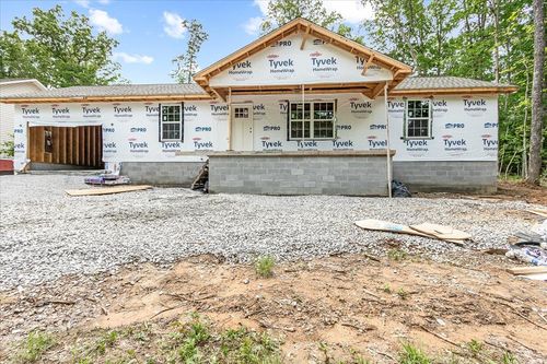 6036 Seneca Trl, Crossville, TN, 38572-3587 | Card Image