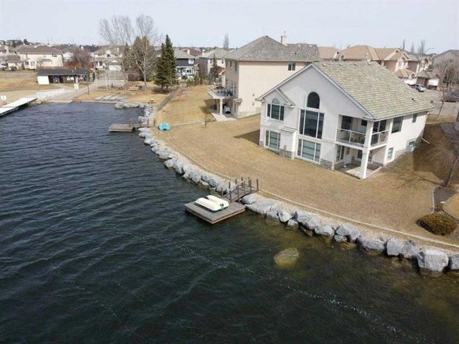 128 Coral Shores Cape Ne, Home with 7 bedrooms, 1 bathrooms and 2 parking in Calgary AB | Image 45