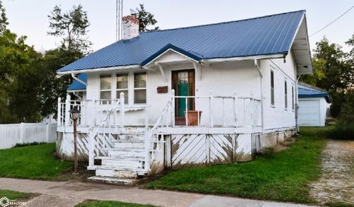 302 W Prairie St, Centerville, IA, 52544-2132 | Card Image