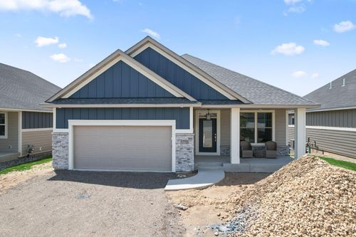 17755 Ellsworth Dr, Lakeville, MN, 55044-5169 | Card Image
