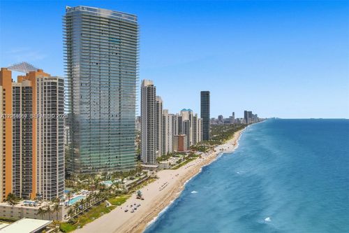 2204-18975 Collins Ave, Sunny Isles Beach, FL, 33160-2362 | Card Image