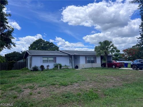 17 Illinois Rd, LEHIGH ACRES, FL, 33936-6638 | Card Image