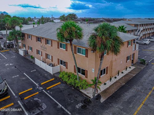 102-411 N Halifax Ave, DAYTONA BEACH, FL, 32118-4093 | Card Image