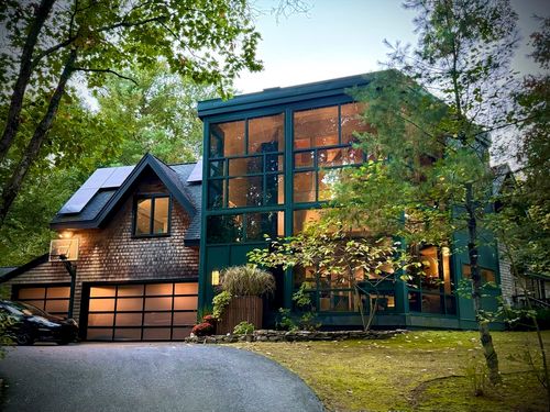 1420 Curve St, Carlisle, MA, 01741-1134 | Card Image