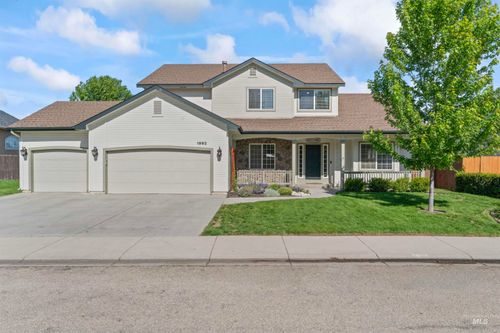1992 S Elkhound Ave, Meridian, ID, 83642-7451 | Card Image