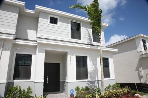 371-371 Ne 16th St, Florida City, FL, 33034 | Card Image