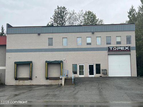 7930 King St, Anchorage, AK, 99518-3058 | Card Image