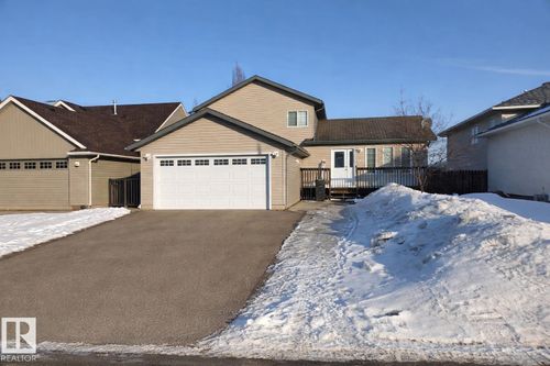 705 21 St, Cold Lake, AB, T9M1M8 | Card Image