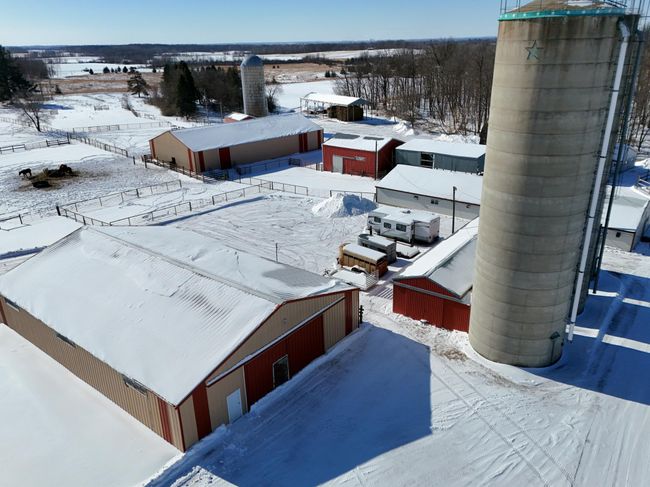 Expansive Outbuildings | Image 80
