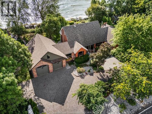 266 E Beach Rd, Leamington, ON, N8H3V7 | Card Image