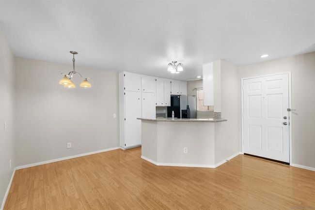 UNIT-127 - 7127 Camino Degrazia, Condo with 2 bedrooms, 2 bathrooms and 3 parking in San Diego CA | Image 4