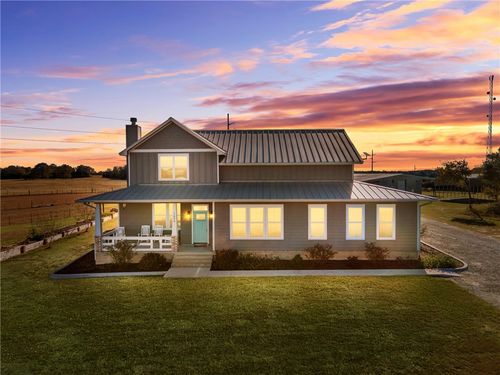 1694 Henry Prairie Rd, Franklin, TX, 77856-6340 | Card Image