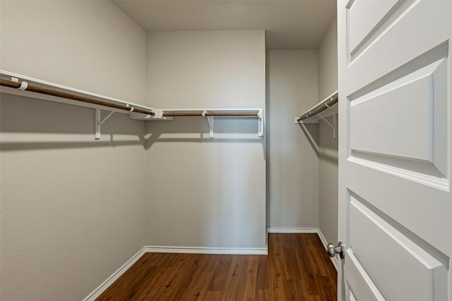 8108 Mc Kamy Dr, House other with 4 bedrooms, 4 bathrooms and 2 parking in Austin TX | Image 13
