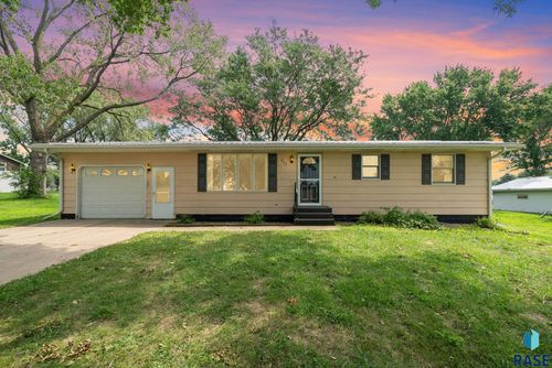 403 Ofstad St, Alcester, SD, 57001-2205 | Card Image