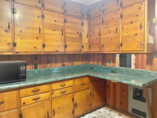 334 Old Kentucky Tpke, House other with 4 bedrooms, 3 bathrooms and null parking in Cedar Bluff VA | Image 4