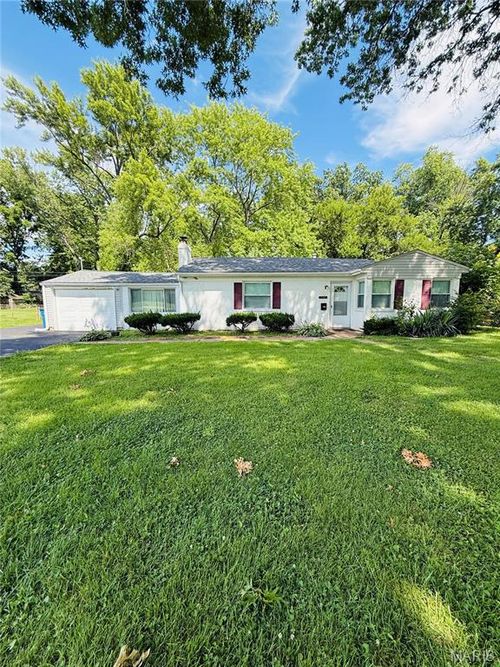 544 Thurston Ave, Saint Louis, MO, 63134-1550 | Card Image