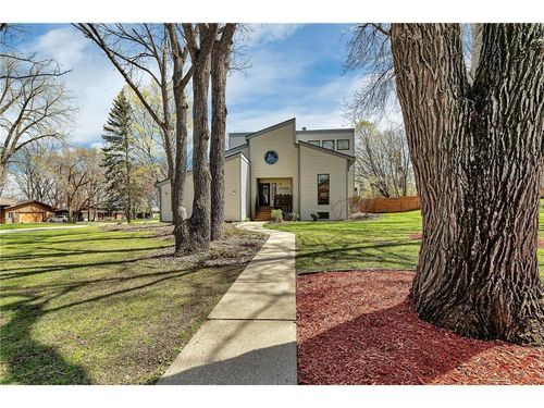 2022 Hillcrest Dr, Saint Cloud, MN, 56303-1206 | Card Image