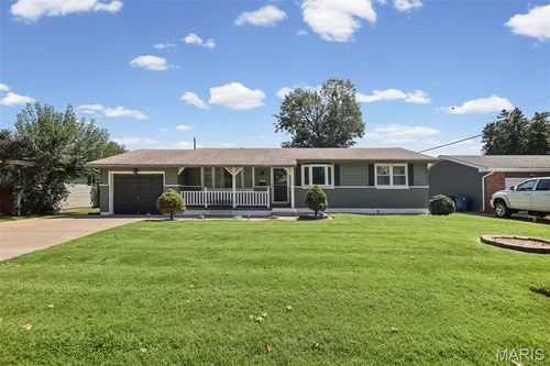 321 S Walnut Street, Bethalto, IL, 62010 | Card Image