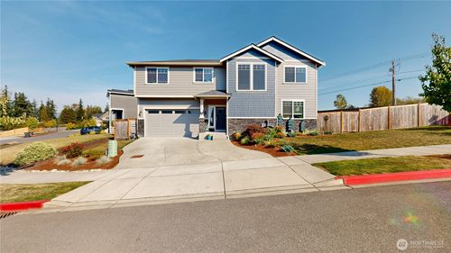 3206 N 28th St, Mount Vernon, WA, 98273-8582 | Card Image
