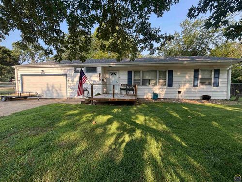 2300 Sw Indian Trl, Topeka, KS, 66614-1348 | Card Image