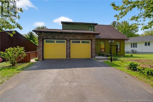 96 Teakwood Way, Moncton, NB, E1G1V3 | Card Image