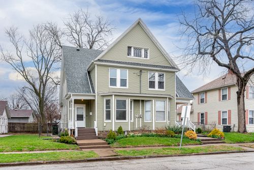 408 W 15th St, Davenport, IA, 52803-4822 | Card Image