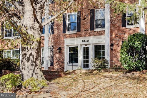 202-7640 Tremayne Pl, MCLEAN, VA, 22102-7640 | Card Image