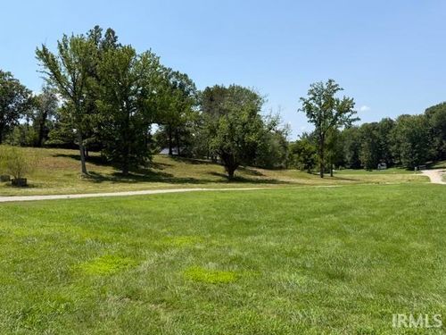 611 S Red Bank Road, Evansville, IN, 47712 | Card Image