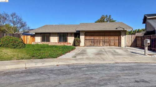 8093 8093 Del Monte Ave, Newark, CA, 94560 | Card Image