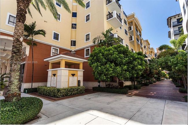 APT-503 - 8390 Sw 72 Nd Ave, Condo with 3 bedrooms, 3 bathrooms and null parking in Miami FL | Image 23