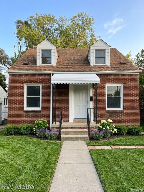 8878 Terry St, Detroit, MI, 48228-2342 | Card Image