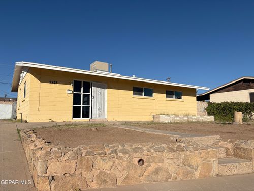 7873 La Grange Ct, El Paso, TX, 79915-2750 | Card Image