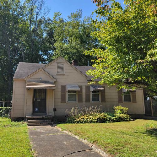 3143 S Lafayette Cir, Memphis, TN, 38111-3439 | Card Image