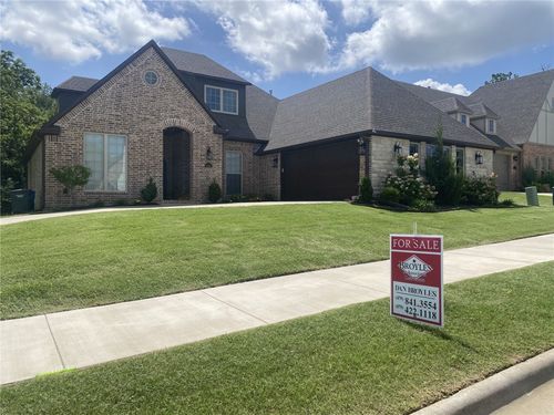 186 N Hawkstone Dr, Fayetteville, AR, 72704-5183 | Card Image