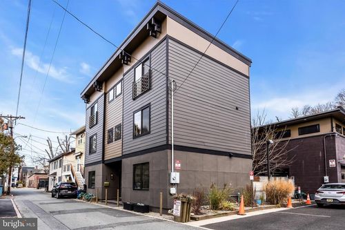 10 Mccready Aly, Lambertville, NJ, 08530-2107 | Card Image