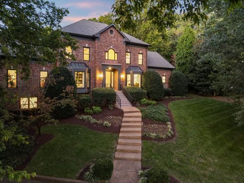 1428 Beddington Park, Nashville, TN, 37215-5812 | Card Image