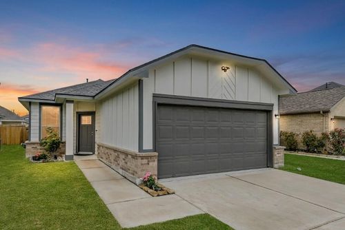 1183 Bluebonnet Trl, Bellville, TX, 77418-1233 | Card Image