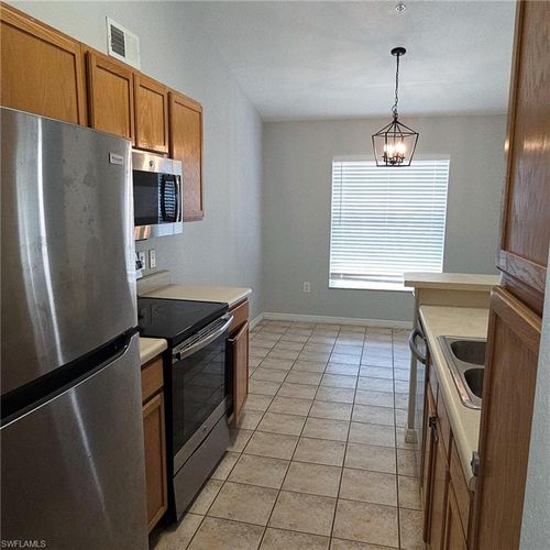 apt-935-7940 Preserve Cir, NAPLES, FL, 34119-6749 | Card Image