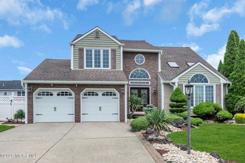 14 Melissa Ln, Howell, NJ, 07731-2370 | Card Image